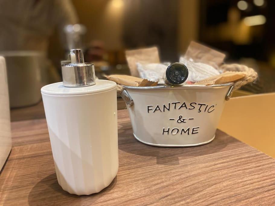 Montesantogroup Suite House Nel Centro Di Napoli Zewnętrze zdjęcie