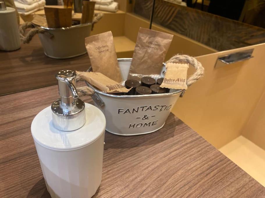 Montesantogroup Suite House Nel Centro Di Napoli Zewnętrze zdjęcie