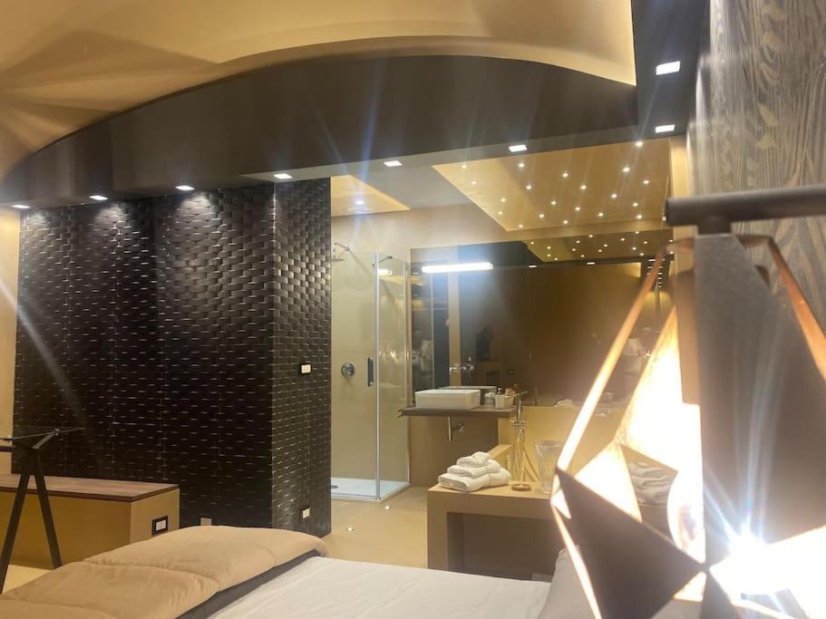 Montesantogroup Suite House Nel Centro Di Napoli Zewnętrze zdjęcie